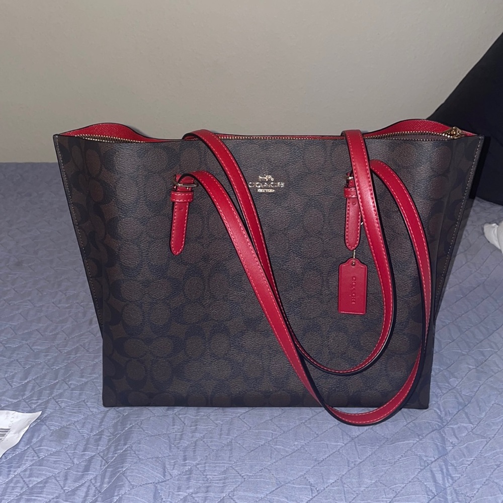 Coach signature Mollie tote Red with dark brown coach pattern.